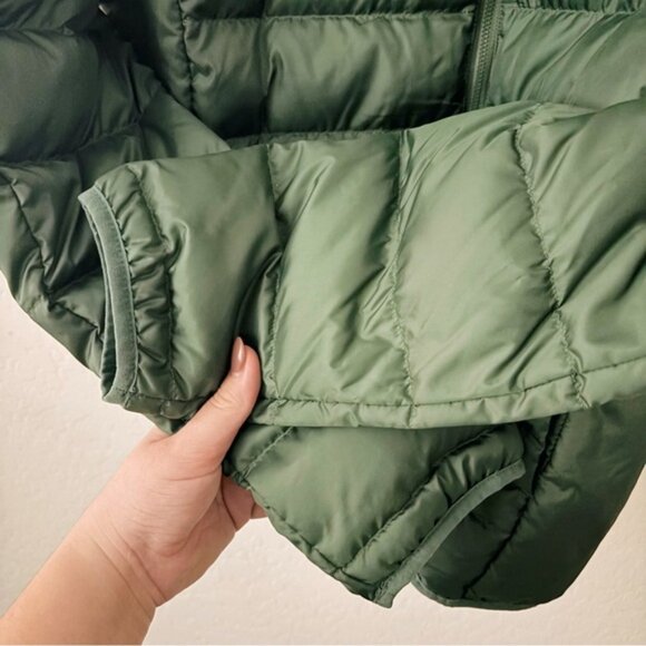 Adidas Essential Down Jacket Hiking Soccer Slim Fit HK4648 Men Size M - NWT - Picture 10 of 11